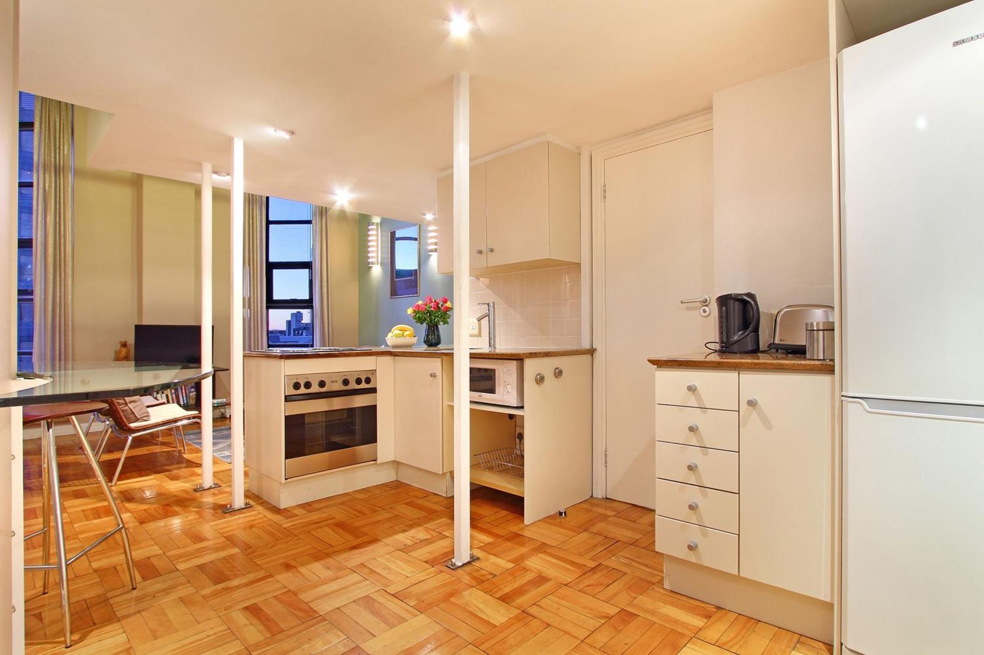 Cape Eazi Stayz Mutual Apartments Kapstaden Rum bild